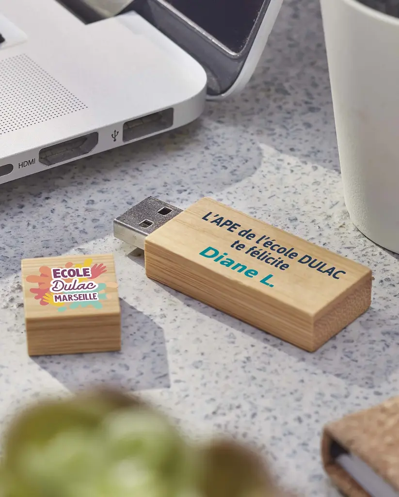 Clé USB en bambou